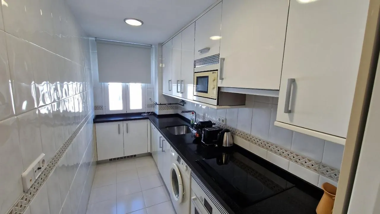 Marbella Real Seaside Apartamento