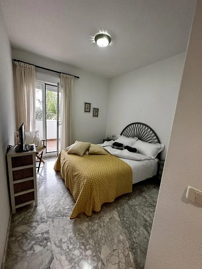 Marbella Real Seaside Apartamento