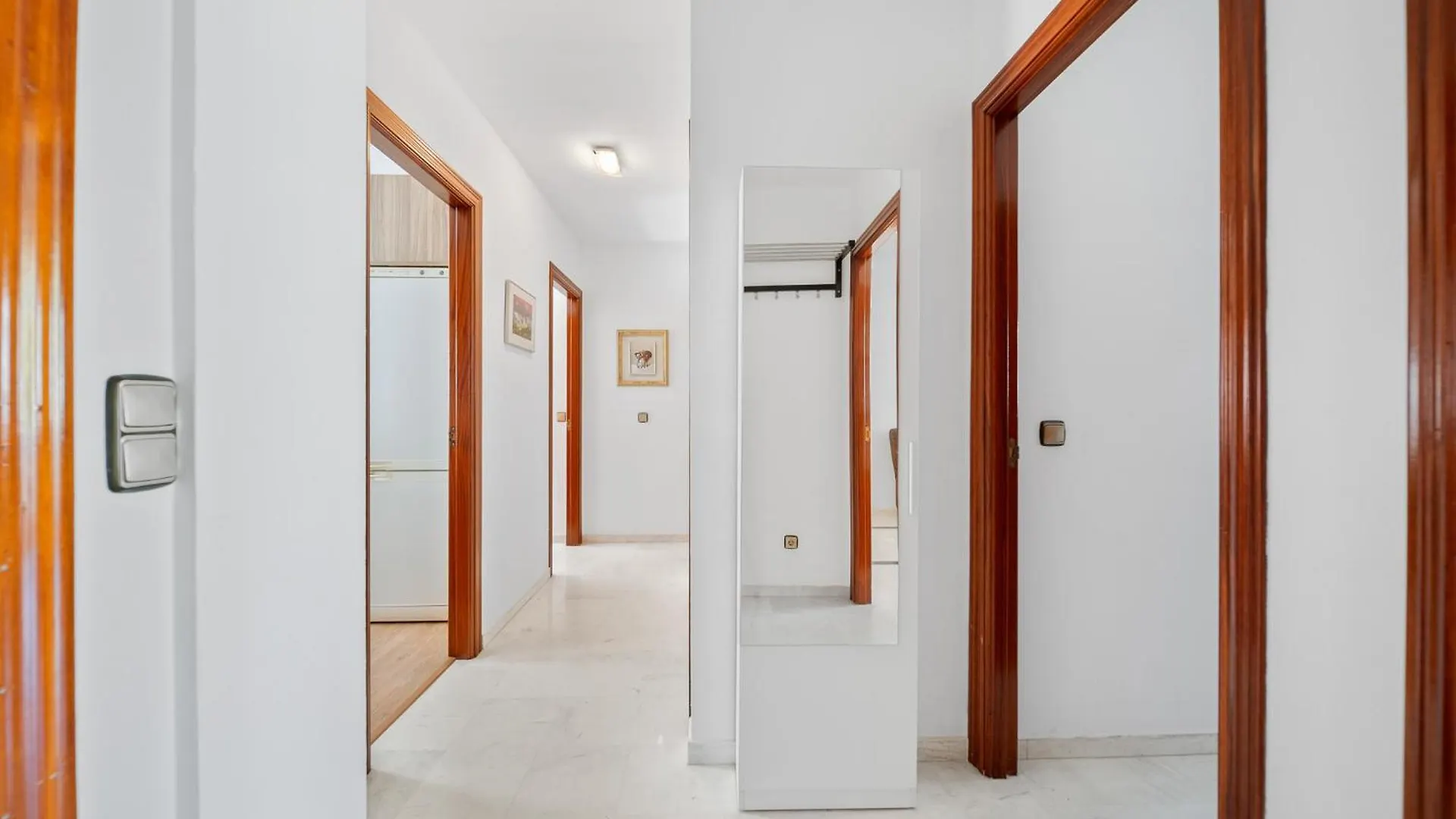 Marbella Real Seaside Apartamento